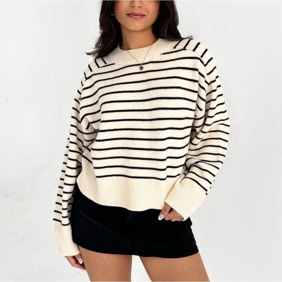 Zara Sweaters - ZARA | Black Cream Ivory Knit Sweater Boxy High Neck Oversized | Size Medium